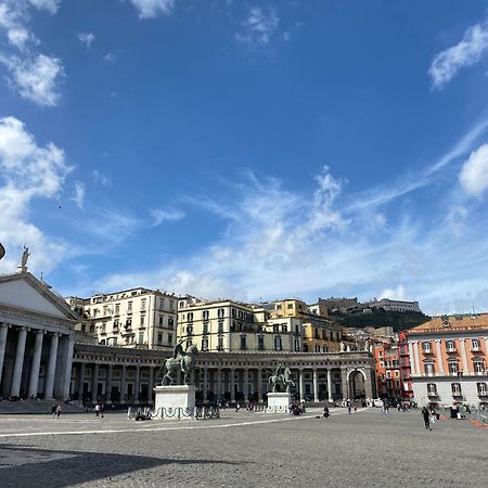 Sogni Di Chiaia Bed & Breakfast Napoli Bagian luar foto
