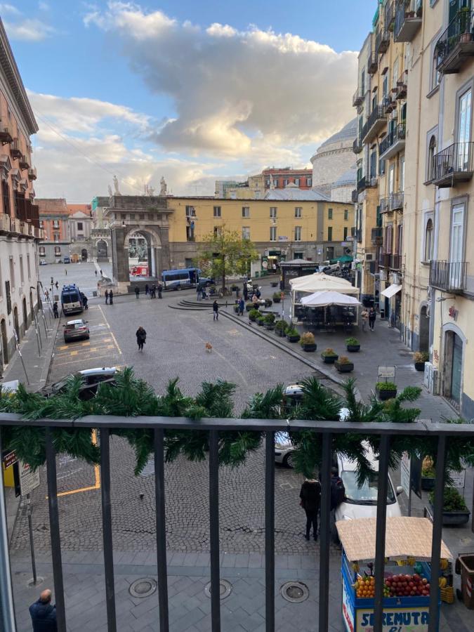 Sogni Di Chiaia Bed & Breakfast Napoli Bagian luar foto